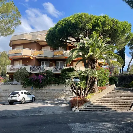 Acquamarina Stillness House By Wonderful Italy * San Remo